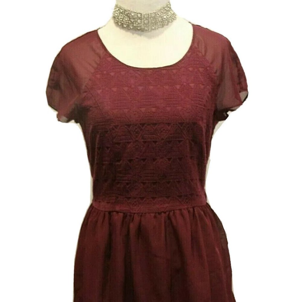 DIVIDED Burgundy Textured Overlay Dress